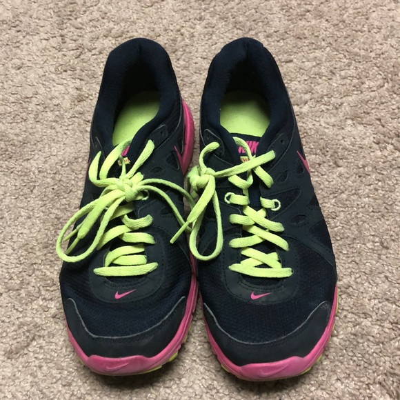 Nike Shoes - Nike Running Sneakers Nike Shoes - Nike Running Sneakers